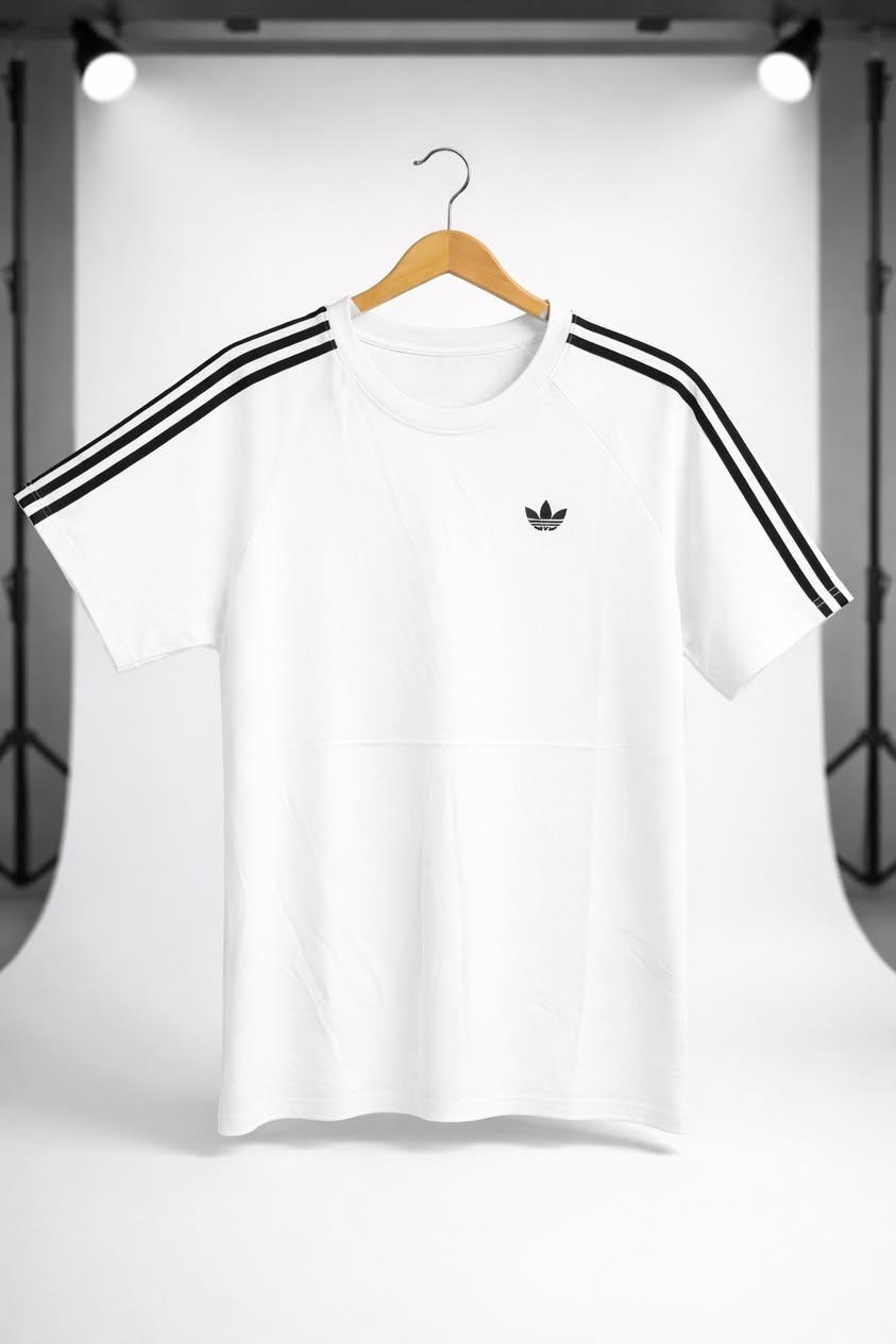 ✨ تيشيرت سبورت أنيق ✨
تصميم عصري وبسيط يناسب كل الإطلالات اليومية 😍
خامة مريحة وخفيفة على الجسم، مثالي للطلعات والكاجوال
✔️ لون أبيض ناعم يليق على كل الأذواق
✔️ خطوط جانبية تعطيه لمسة رياضية مميزة
✔️ تطريز شعار أنيق
📏 القياس: هاف
💰 السعر: ٩٠٠٠ فقط
🔥 قطعة عملية وأساسية بخزانتك
📩 للحجز والاستفسار راسلونا الآن – الكمية محدودة!


**إذا كنت صاحب هذا الإعلان وتريد حذفه لأي سبب، رجاءا أرسل رسالة إلى الدعم الفني**