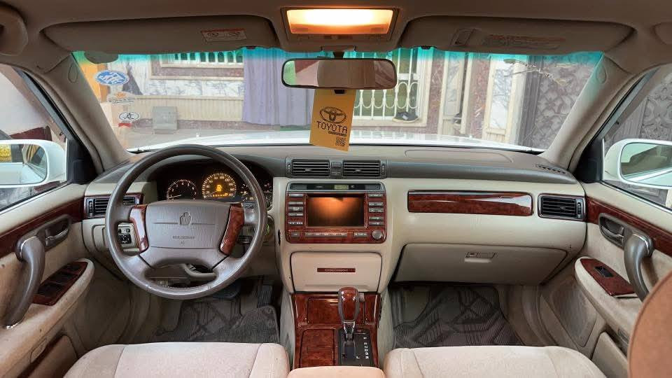 السلام عليكم سياره ملكه كصه قماره فقط 
والباقي كفاله من الظربه والصوليات 
قرار 48 دخول جديد 
 4 دكم معروف مواصفاته 
ثلاجه برده تبريد خلفي كشنات كهربايه 
استيرن كهرباي 
بصره تحويل ثاني يوم مشروع وطني 
السعر $ 122 $
العنوان بصره ابو صخير شارع النفط 
***********
