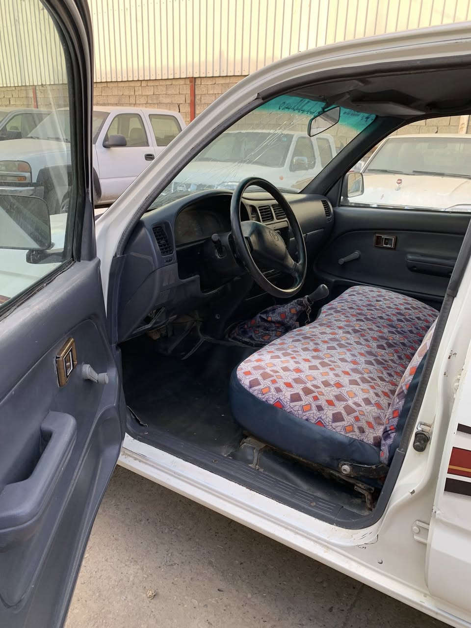 السلام عليكم تيوتا مديل 2000 سيارة مال مزاد دوله كتاب مزاد ادوات ما تسجل مكان بغداد جسر ديالى الجديد للاستفسار ‭0774 866 4548‬
