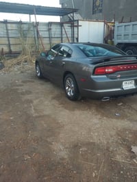 السلا م عليكم جارجر ١١ أصل البيع رقم صاحب السياره ٠٧٧٢٥٢٢٦٣٧٣