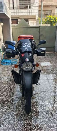 بوكسر موديل 23 بس مسجلة سنوية 22 لين دخولها بشهر 11 الدراجة مرقمة بغدا...