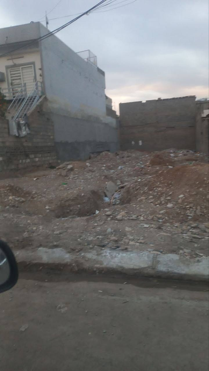 🏠 زەوی تیجاری بۆ فرۆشتن!
ناونیشان: هەولێر، دووسایدی نوێی بنەسڵاوە
ڕووبەر: 300m
تاپۆ
واجیهەی 10مەترە
گونجاوە بۆ بینا و کۆگا
نرخ: 13 دەفتەر و معامەلە
بۆ زانیاری زیاتر پ
ەیوەندی بکە بە وەتساپ👈***********
#زەوی_تیجاری_بۆ_فرۆشتن #هەولێر #بنەسڵاوە #فرۆشتن_زەوی #کڕین_زەوی
