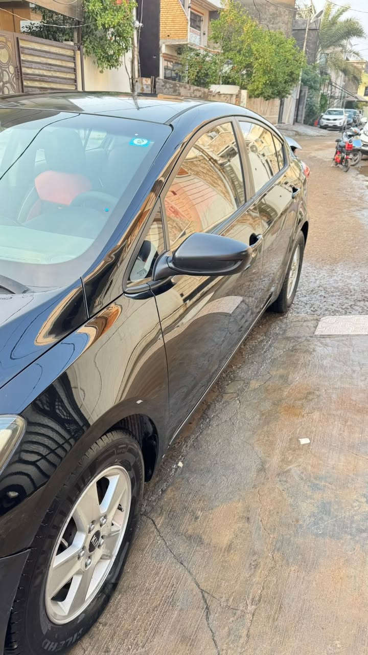 السلام عليكم سيراتو 2016 للبيع
بدون صبغ السياره وجاهزه فقط بارد خفيف  
مكاني ديالى بعقوبه  
سعرها 115 
***********
