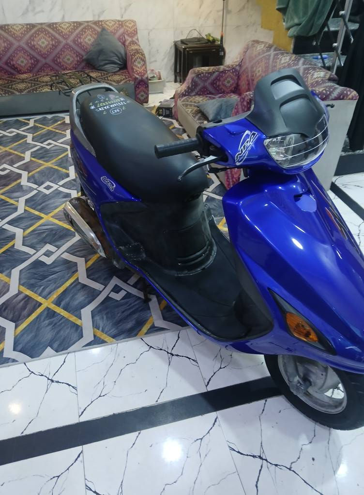 السلام عليكم 
دراجة فراشه فحل ياباني للبيع دراجة مامفتوحه سلف هندر كهربائيات كلها شغاله دراجة جديده مال باله ماصرله هواي من طالعه من الوكيل السعر 600 وبيه مجال قليل الشراي العنوان البصره ابي الخصيب الاستفسار على هذا الرقم 
***********
