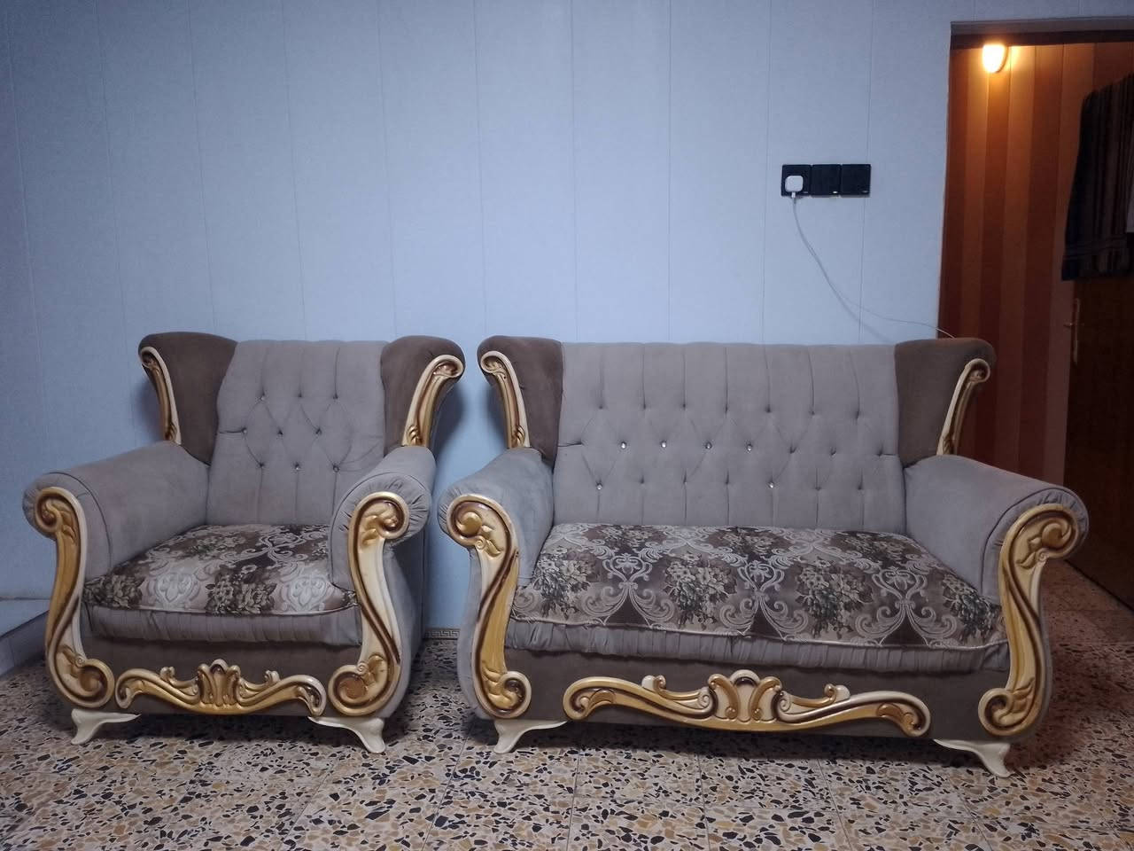 السلام عليكم تخم نظيف سعره ٤٠٠ وبي مجال /٧ مقاعد


**إذا كنت صاحب هذا الإعلان وتريد حذفه لأي سبب، رجاءا أرسل رسالة إلى الدعم الفني**