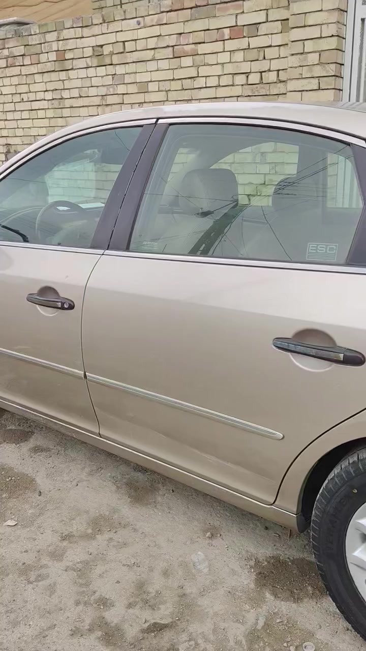 ازيرا 2008 أمريكي محرك 3300
رقم بغداد إنكليزي باسمي السنوية نافذة بشهر الواحد 
مواصفاتها معروفة فول
السيارة جاهزة اللاخير ما بيها نقص 
كير جديد 
تخم تاير جديد 
حدادية جديدة 
ادامة للمحرك جديدة 
المكينة بيها فقط صوت راجز أول ما اشغل ثواني ويروح 
مكفولة من التنقيص والتبخير 
بيها صبغ أقل الاحزام جمالية ابيع احزام 
سونر مرفق مع الصور
ماشية 129 ألف 
السعر 85 بيها مجال 
مكاني بغداد حي البتول 
رقم الهاتف ***********
