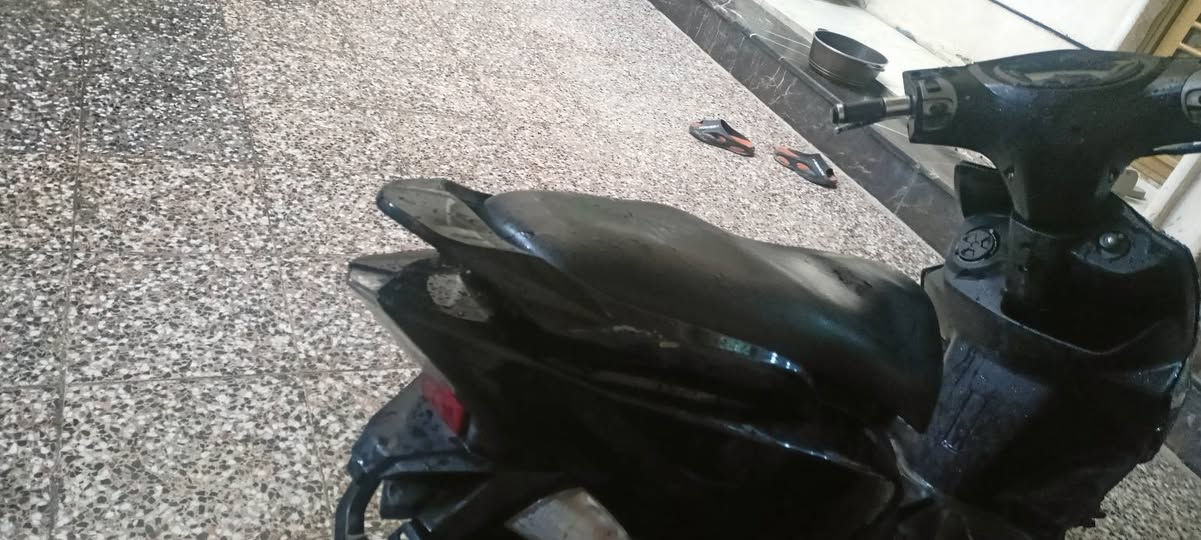 سلام عليكم جتي ار للبيع درجه نضيفه وحلوه كهربائية شغاله سعر 650مكاني بغداد مدينه صدر ***********
