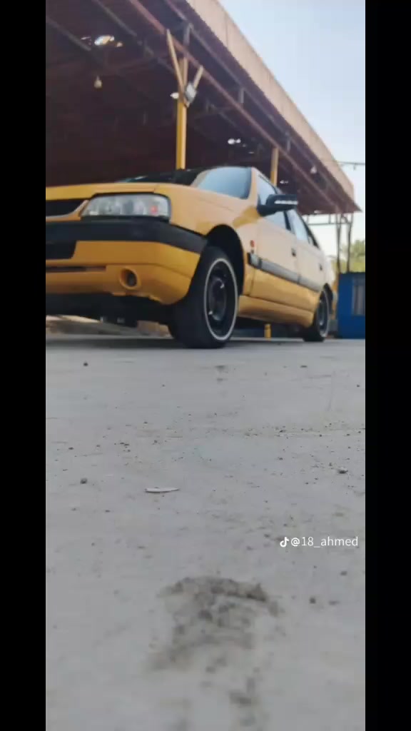 السلام عليكم اخوان بيجو لميس موديل 2015 السياره حداديه امامي و خلفي السياره عوزه ترتيبات و نصبته علوه وين ما تريد اترايك مكان السياره جسر اديالى الجديد بغداد السياره بسم ولد يريد تحويل اي سفسار *********** السياره عارضه 33 وبيه مجال
