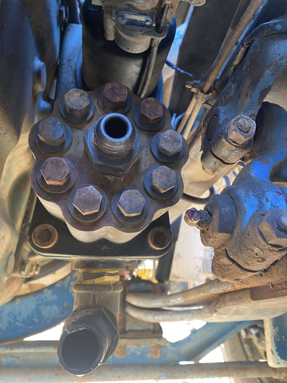 السلام عليكم يوجد بطشه وا صوندات 
وا كاك الي بل صوره. 
مال سكانيه عربانه قلب.المكان بغداد الشعله
الرقم  ***********
