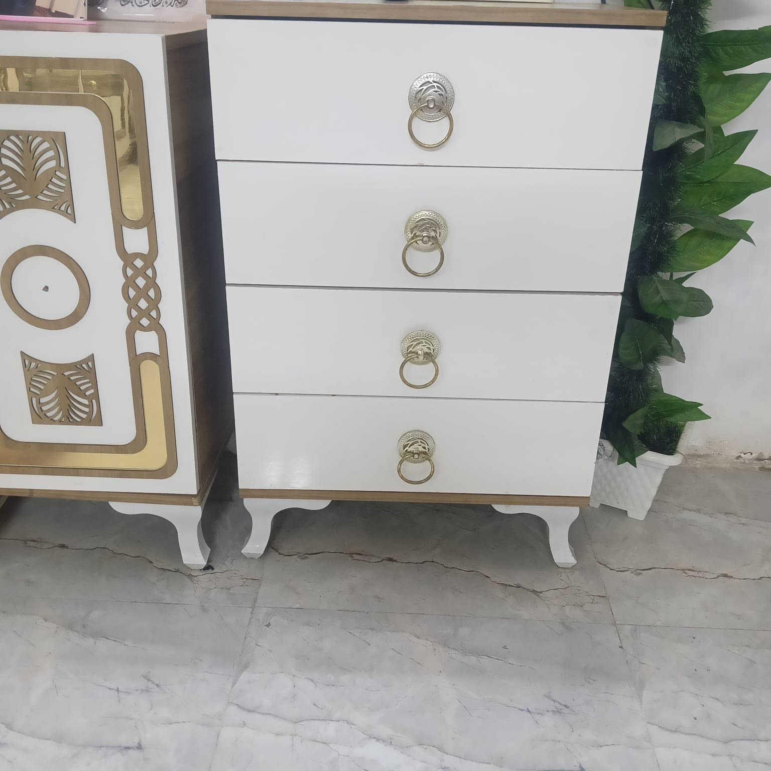 السلام عليكم غرفه تركي 10 قطع مكاني مدينه الصدر ب600 وبيهه مجال نضافتهه 80‎%‎


**إذا كنت صاحب هذا الإعلان وتريد حذفه لأي سبب، رجاءا أرسل رسالة إلى الدعم الفني**
