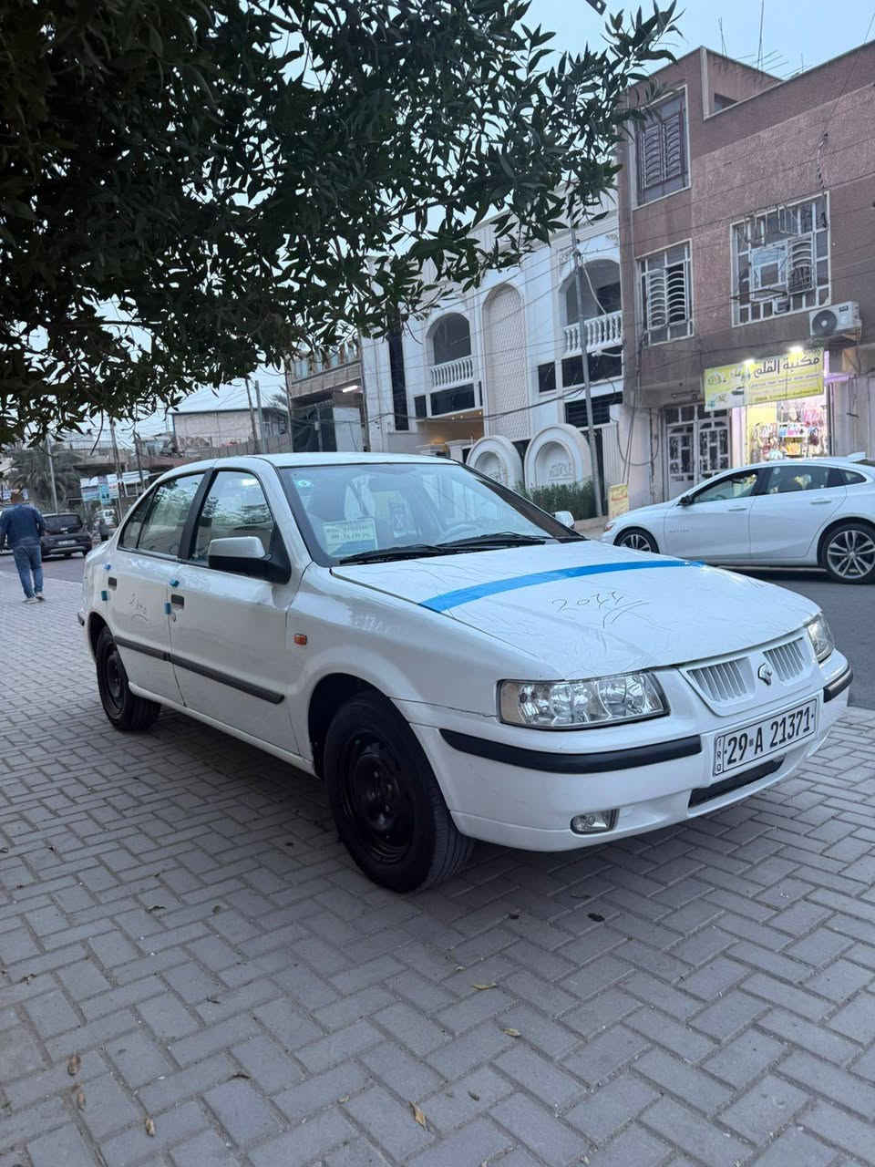 سمند موديل. ٢٠١١.  سياره بيه جاملغ مبدل طخه بل جاملغ.  وبيهه صبغ. بل باب مكينه كير تبريد. خير من الله.  صدر جديد. تخم تاير جديد.  بسمي.   تحويل ثاني يوم   مكاني بغداد الشعب.  السعر.   ٣٣. وبيه مجال.  ***********
