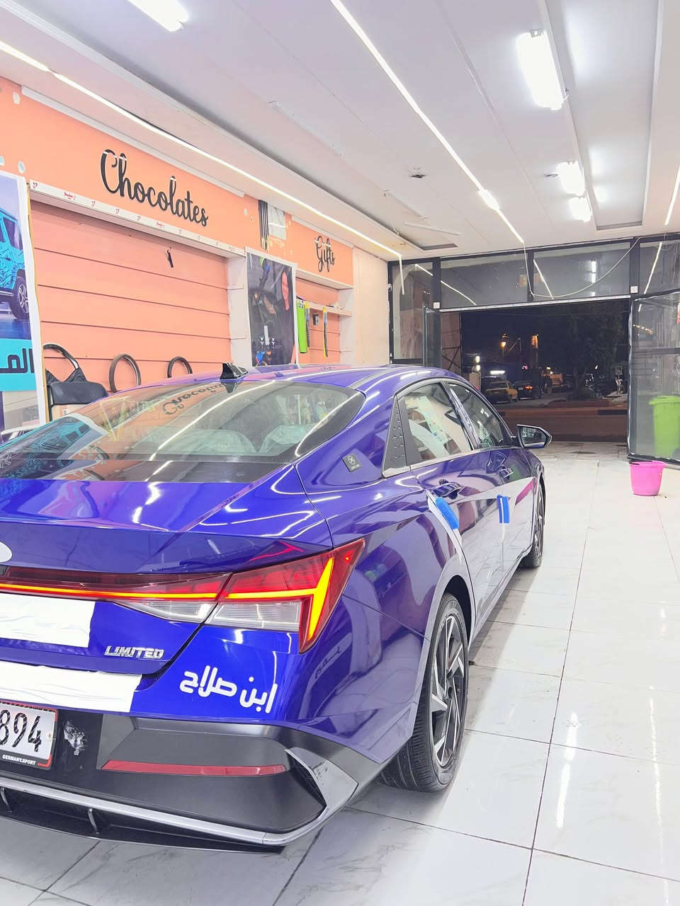 السلام عليكم النترا 2024 وارد أمريكي لون چويتي السيارة كفاله بدون قطره صبغ بيها تبديل ربع دعامية وبارد بالجاملغ الأمامي وشويه من البنيد وخشم الجاملغ جهة العبري السياره فول مواصفات لمتد
المواصفات:
1-بصمه وترحيب عند الاقتراب
2-فتحة سقف سلايد روف
3-رادارات 360
4-شاشة متصلة ديجتال
5-ويل كب حجم 17
6-توقف ذاتي 
7-تحديد مسار وقيادة ذاتيه
8-سايد بريك بصمه
9-اوتو هولد
10-تبريد بيانو 
11-تدفئة كشنات
12-كشنات جلد لونين
13- إشاره الاماميه لدات والخلفي ايضاً لد
14- الداخل يجي بي لد بلادي تتحكم بي من الشاشة
15-شاحن لاسلكي
ماعدا المواصفات البقية 
السيارة اجتي من امريكا بيها بصمتين ماشية 24 الف ميل كير ومكينة وصدر كله جديد السيارة بدون اي نقص رقم بغداد الجديد مكاني بغداد السعر 162 وبيها مجال للتواصل والاستفسار خاص أو الاتصال: ***********
