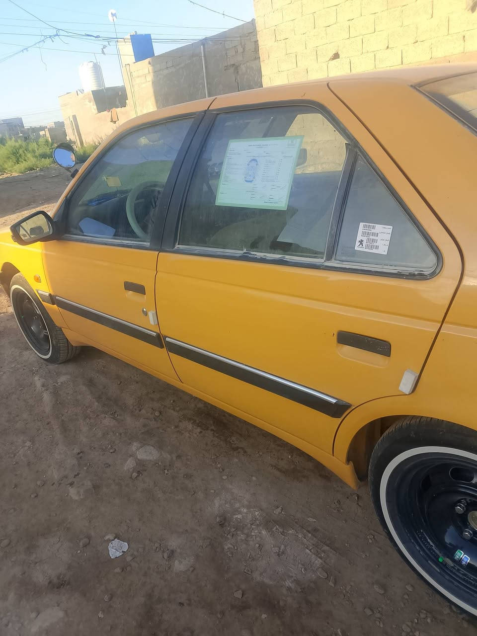السلام عليكم بيجو لميس للبيع 
الموديل ٢٠١٦ باسمي سياره نضيفه ومتعوب عليها 
مسويلها ادامه كامله مابيها نقص ابدا 
السعر 42
وبيها بارد بصيط بجاملغ الخلفي 
تخم تاير جدد 
ويل جديد 
منضومه تبريد جديده 
باتري جديد 
نوزلا وبلكلات ومجاول جدد ايساكو 
صدر ومشط جديد اكلج جديد دوشمه جديده 
وكل جمازيات وياها ماافتح شي مع زنون اصلي 
***********
