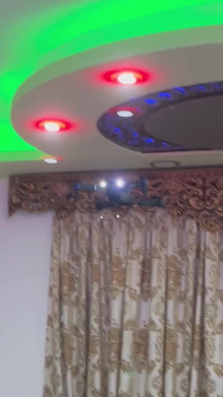 متوفر كمية درونات سعر القطعه ٢٥ والجملة يختلف السعر كمية محدوده


**إذا كنت صاحب هذا الإعلان وتريد حذفه لأي سبب، رجاءا أرسل رسالة إلى الدعم الفني**