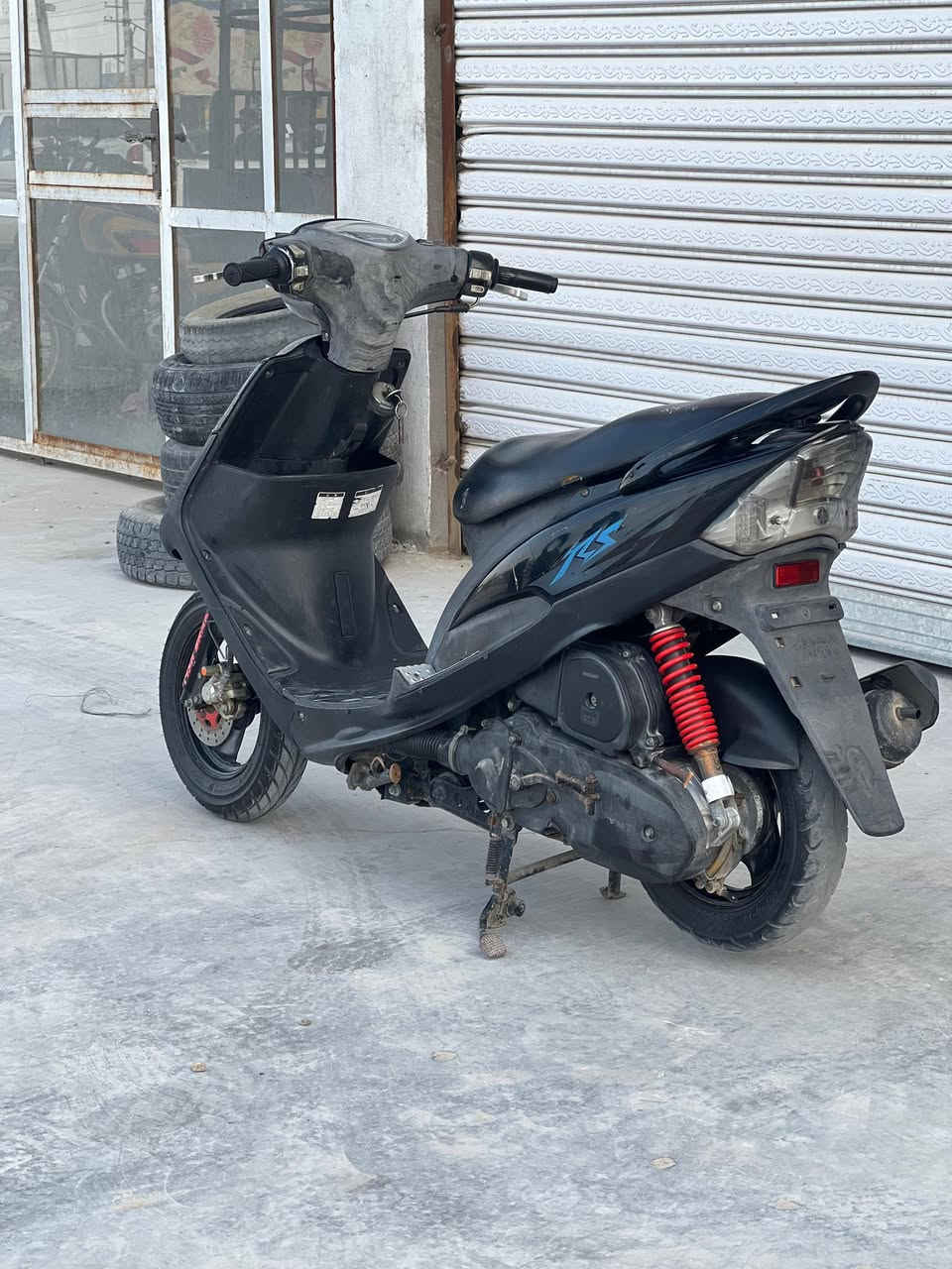 السلام عليكم
دراجه ماكس عدله للبيع 
الدراجه ما ناقصه شي سلف هندر كهربائيات كامله بعدهي على وضعيت البلاد. بوشه 49ما مفتوحه 👍
سعر 800وبيه مجال للشراي 👍
مكاني البصره قضاء المدينه


**إذا كنت صاحب هذا الإعلان وتريد حذفه لأي سبب، رجاءا أرسل رسالة إلى الدعم الفني**