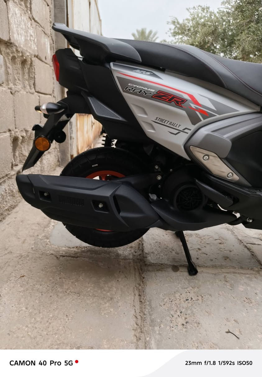 السلام عليكم  . دراجه ( ZR)  .  موديل        ( 26)      لدراجة ماشيه 120 m  فقط و قابل  الزيادة. لدراجة صارله  15 يوم من طلعته  .   بانزين محسن.  و شرط لنضافه.  . لسعر خاص   لمو شراي  لا يتعبني  مكاني  لسماوه  قضاء لرميثه


**إذا كنت صاحب هذا الإعلان وتريد حذفه لأي سبب، رجاءا أرسل رسالة إلى الدعم الفني**