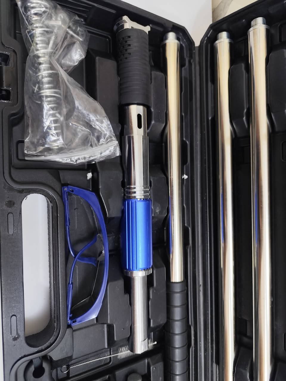 السلام عليكم مسدس طلقه اصلي استخدمته مره وحده وفطرة القطعه الي صير بيهه الابره سوء استخدام مع كاتون طلقه بسمار بيه فوق ال 150 طلقه السعر 35 الف


**إذا كنت صاحب هذا الإعلان وتريد حذفه لأي سبب، رجاءا أرسل رسالة إلى الدعم الفني**