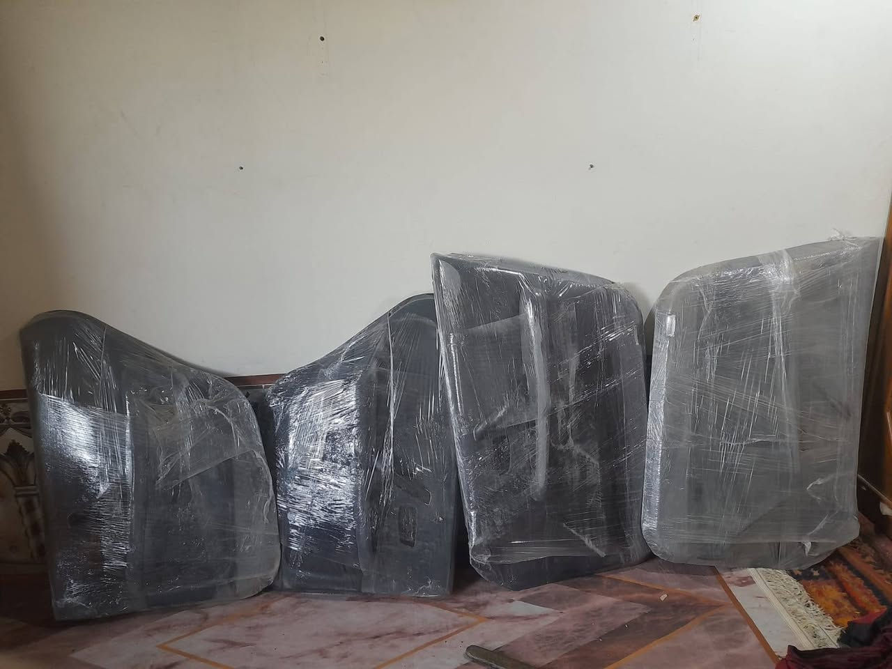 بطاين راس الثور فلات
السعر 150
مكان نجف ***********
