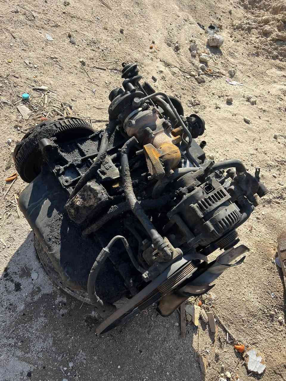 سلام عليكم عندي مكينه وكير كرنفال الكير شرط ما بي اي خلل بس المكينه ابيعها كوم حديد كامله الي تفيده قيم باليرضي الله وتعال اخذهن  البصره سفوان _ ***********
