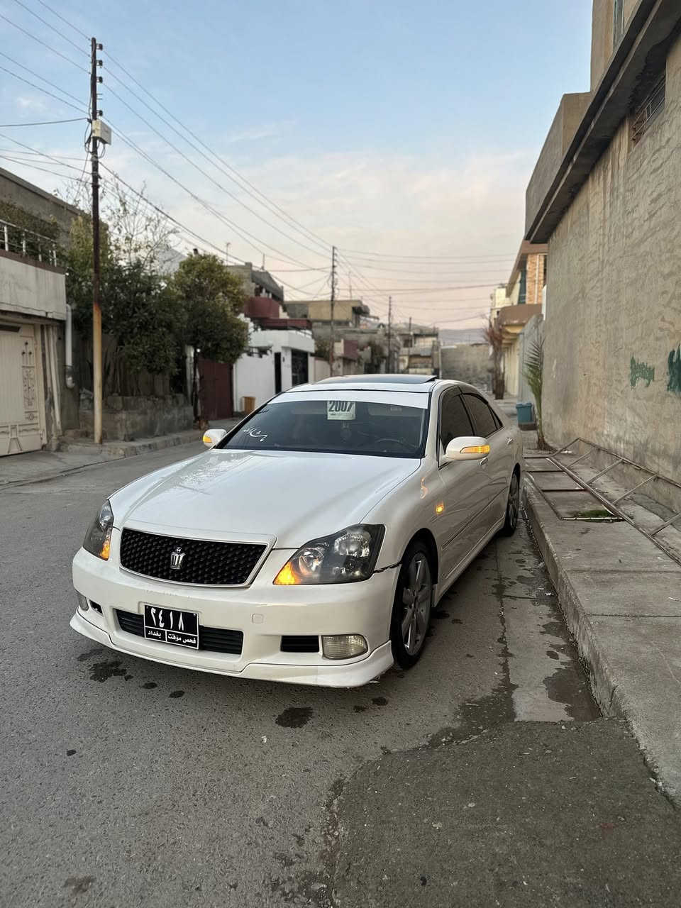 ماشاءلڵە لە ماڵی هەموو لایک
شاهینە 180 بە گەورە
بڕاوە
فول مواسەفات 
سڵاید 
جڵد هیتەر 
 ئاوێنە ئیشارەت
سپۆڕت تۆمس
بەشەرتی هەمووشتێک 
ناو پاکاتی
نرخ 58 کەمێک مەجال
*********** 
شوێن حاجیاوا ڕانیە
