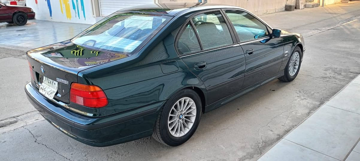 صقر موديل ٢٠٠٠ محرك ٥٢٥ صوبخ عام بدون حدث بس جمالي مكان كركوك جديد بدون نوقاص سنوي منتهي ١سنه شرط تحويل سعر ٩٠ورقه  شراي خابر صاحب سياره اني مكلف بنشر تعليقات ماجاوب خاص مجواب اتصل***********   ***********
