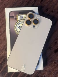 آيفون ١٦ برو ماكس • ٢٥٦ • بطارية ٩٣٪