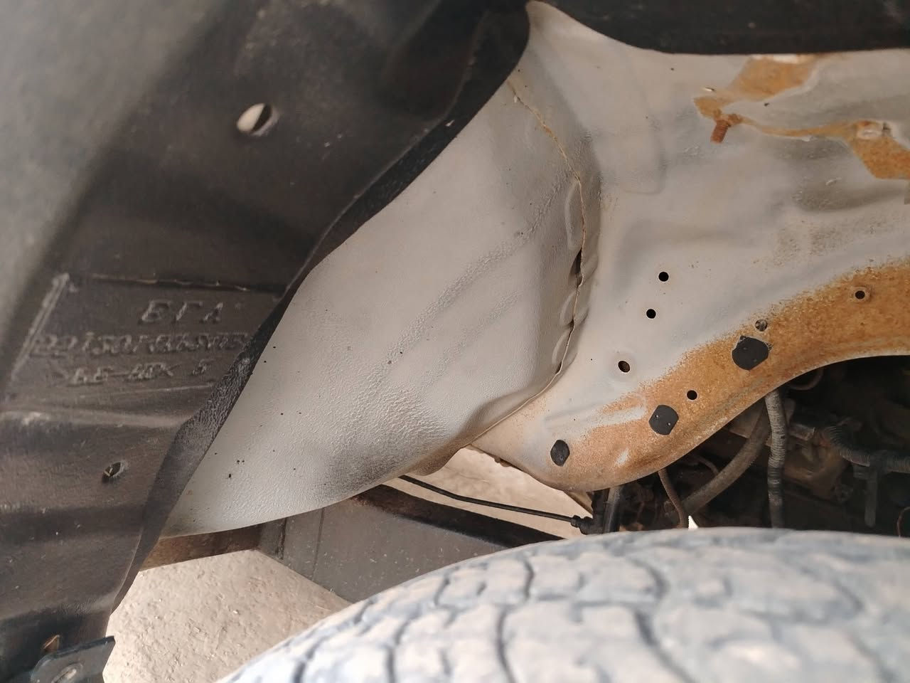 سلام عليكم(كفاله عامه من كلشي)
بيكم كنو للبيع مديل 2011 لاضربه ولاصبغ ولاخياس

محرك وكير وشاصي كهربايات تخم تايرات بجيس جاهزه

رقمه (بغداد) تحويل مباشر السعر 55 وبيه مجال لشراي

اتصال مكانه ديوانيه *********** سياره مال جناي
