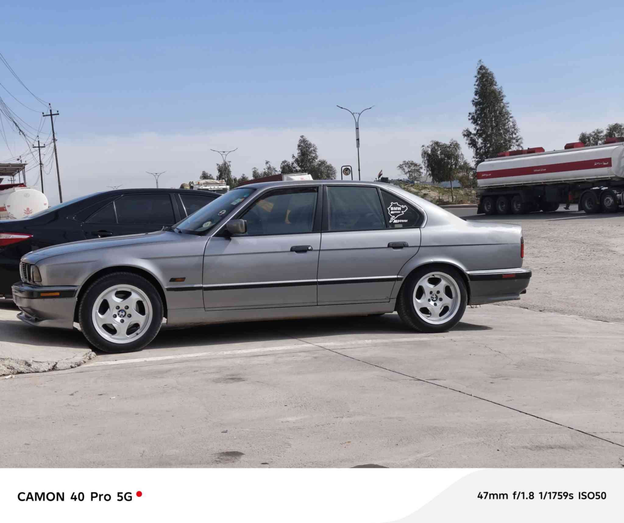 بي ام 525 موديل 1991 كير او محرك بشرط مكفوله كير اوتوماتيك فول مواصفات جوم كهربائي  تايرات جدد صدر زينه تبريد ثلج شغال بجم عريض سياره حيل نظيفه وحلوه رقم اربيل شرط تحويل او وكاله وغرامه صفر سعره 67 مكانه كركوك ***********
***********
