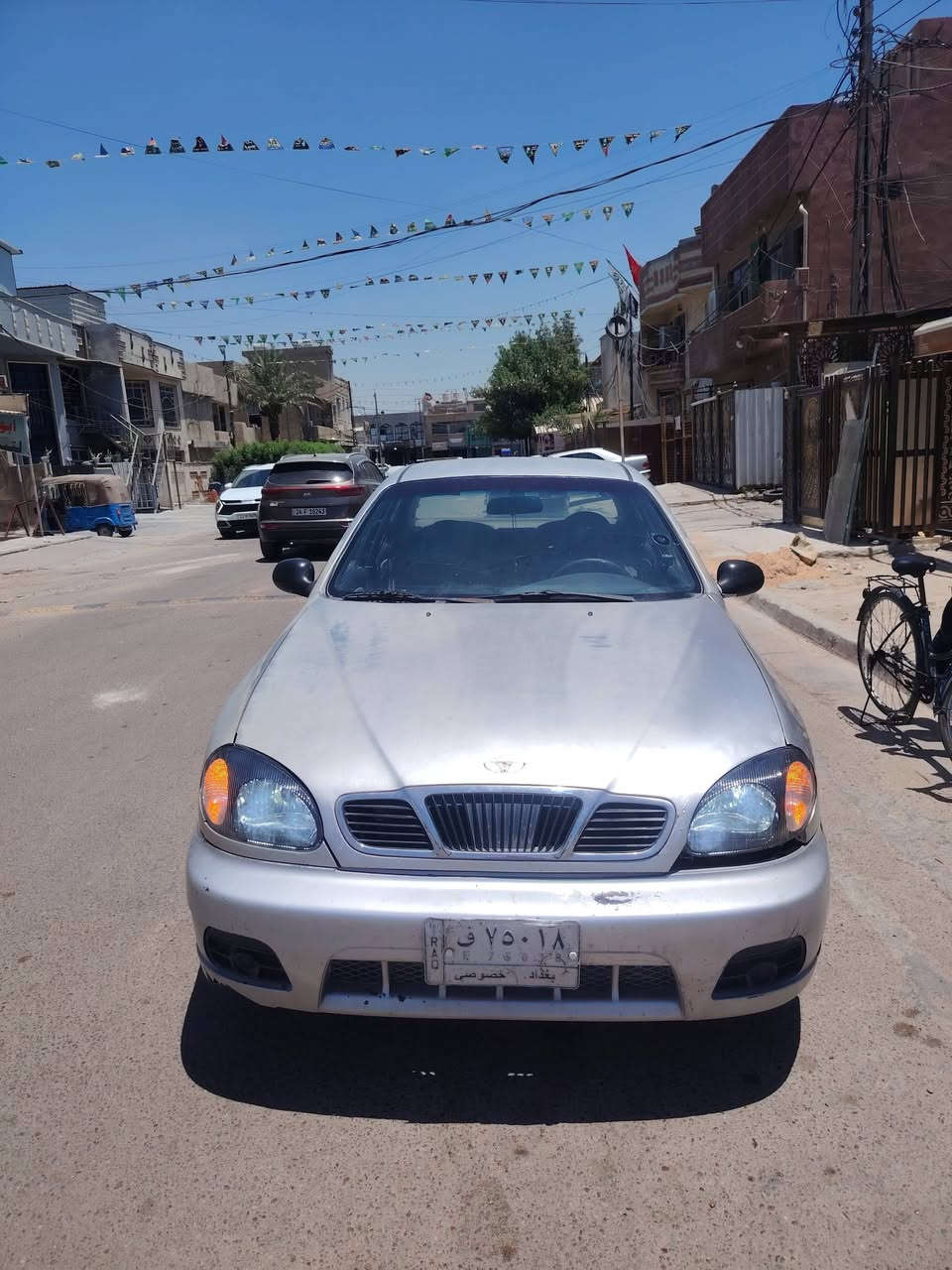 السلام عليكم شباب للبيع او مراوس بحدث و انطي فرق  لانوس موديل ٩٧ رقم بفداد حائز ثالث رقم بغداد كير عادي تبريد شغال كهربائيات كلها شغالة لايت زنون ترايك وين متريد دواخل السيارة نضيفة السعر ٢٠ ورقة قفل و عليها ورقة مخالفات عل مشتري مكان السيارة بغداد الدورة
***********
***********

