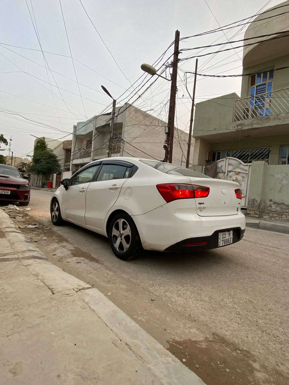 السلام عليكم
للبيع كيا ريو ٢٠١٦ كير مكينة بريد تخم تاير كله نضيف صدرها نص عمر بيها صفحة صبغ بدون دواخل وبيها بارد بل بنيد رقم بغداد باسمي تحويل ثاني يوم 
*********** مكاني الدورة  
السعر ٨٥ وبيها مجال
