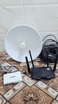 منظومات انترنت عدد 2 للبيع
بيور بيم M5 
1. منظومة انترنت جديدة مستخدمة قليل وياه راوتر تاندت عنكبوت الاصدار الحديث وياه يو بي اس شاحن  مع واير

2. منظومة انترنت مستخدمة نضيفة 
مع راوتر تابلنك جديد واير ومحولات

شغالات شرط الفحص والضمان
للاستفسار و العنوان
كربلاء حي السلام قرب مدارس العتبة
***********
***********
