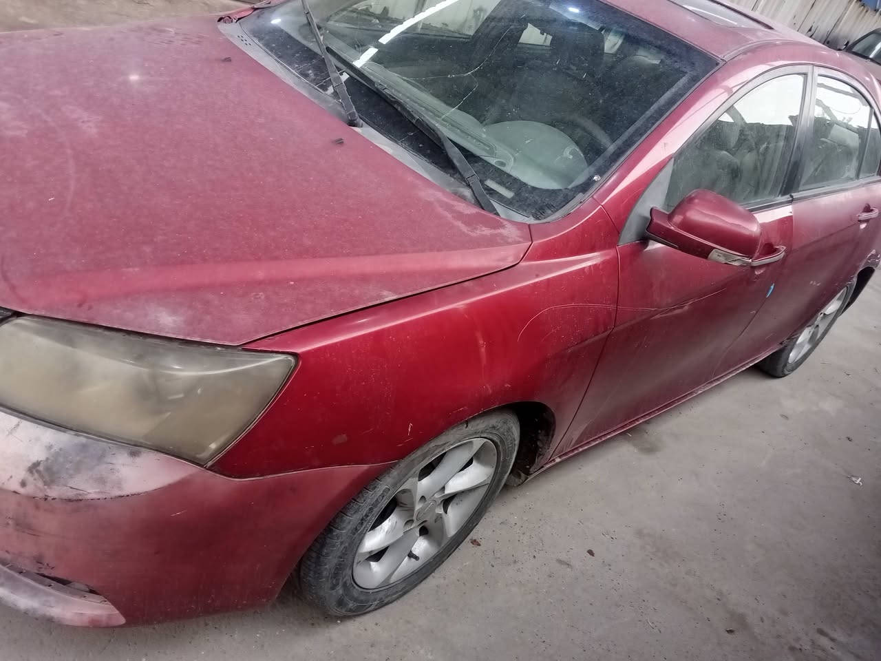 جيلي امكراند 2012 محرك وكير ممتاز ماشيه 145
تبريد تدفئه شغاله سياره يرادله ترتيبات رقم بغداد دولي 
سعره 35ورقه ***********
