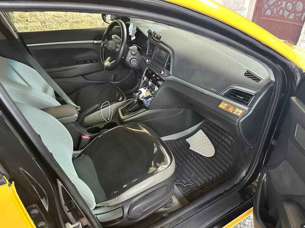 سلام عليكم للبيع النترا 2020 كير محور AT السيارة رقم جديد انكليزي ماشيه117
ميل نص مواصفات صور الحادث ويا الصور منشورة السعر 140
السيارة صدر جديد تخم تاير قبل سبوع شادة دوشمة مكاني مدينة الصدر الاورفلي ***********
