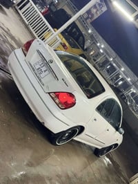 سني ٢٠٠٦ياباني قبق اابيض لون ابيض بيهه ٢قطع صبغ والباقي بلادي تخم تاير...