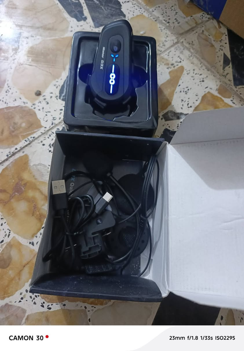 سلام عليكم اخوان هذني يستخدمن خوذه الدراجه انطيني سعر وبالعافيه
***********
