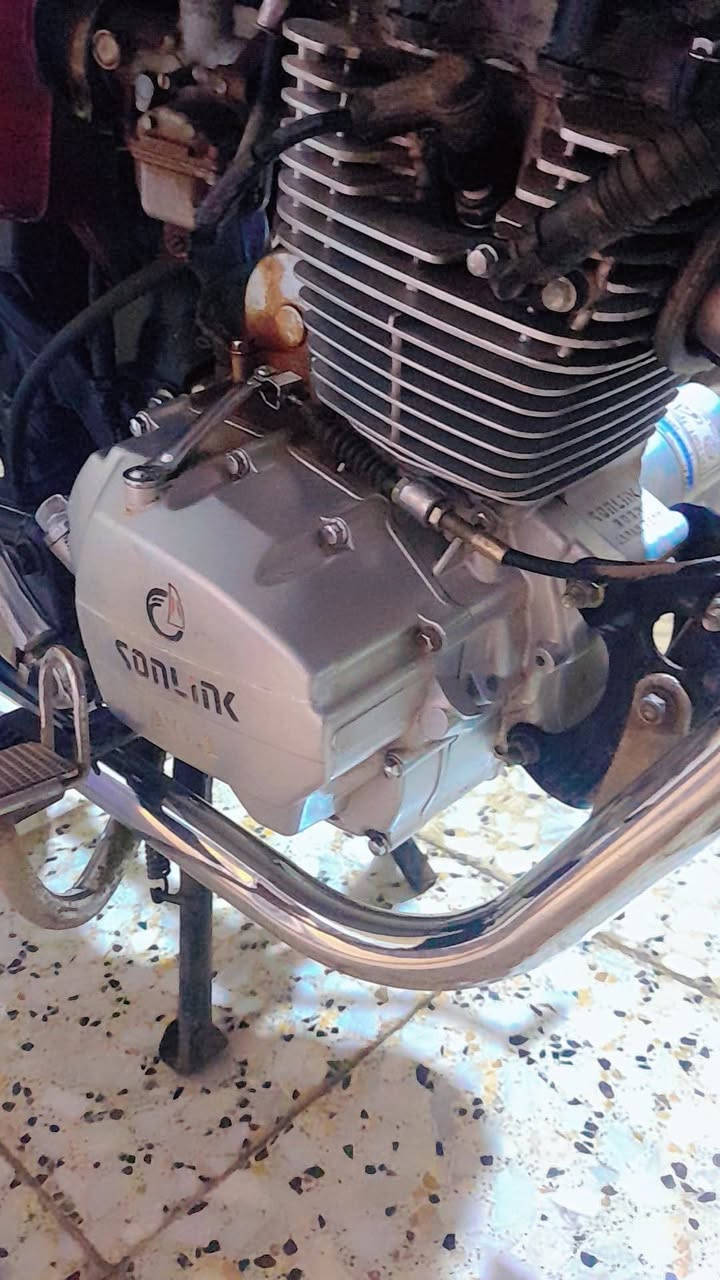 السلام عليكم
دراجه ايراني للبيع 2023
دراجه خير من الله نضيفه 
ما ناقصها اي شي كلها شغاله
مكاني واسط صويره 
السعر 550 وبيها مجال
للاستفسار ع الرقم 
***********
