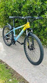 💛 للبيع بايسكل جبلي حجم 26 جديد كلش  ستتم شيمانو بدون اي نقص كامل  بري...