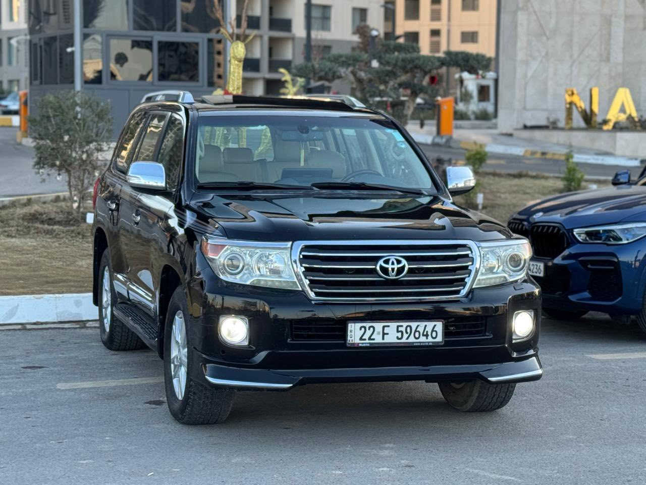 إسلام عليكم لاندكروز 14ابريم اصل ام الطفايه مكفوله كير مكينه رقم أربيل تحويل ثاني يوم مكان السياره بغداد الكرخ السعر 360وبيه مجال بصيط 
***********
