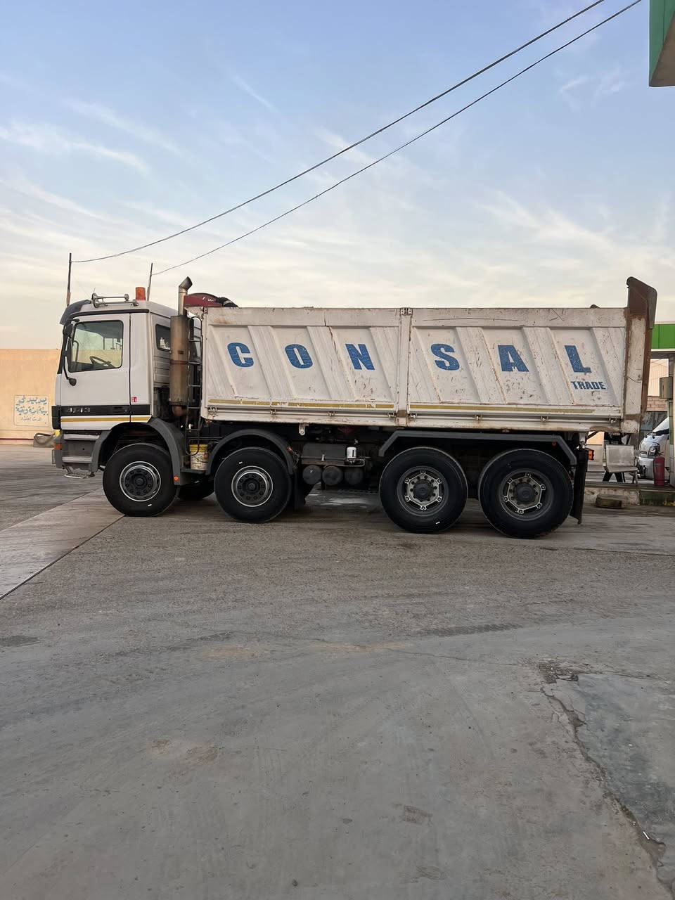 سلام عليكم سياره مديل٩٩ سياره تخم تاير جاهزه لشغل***********
