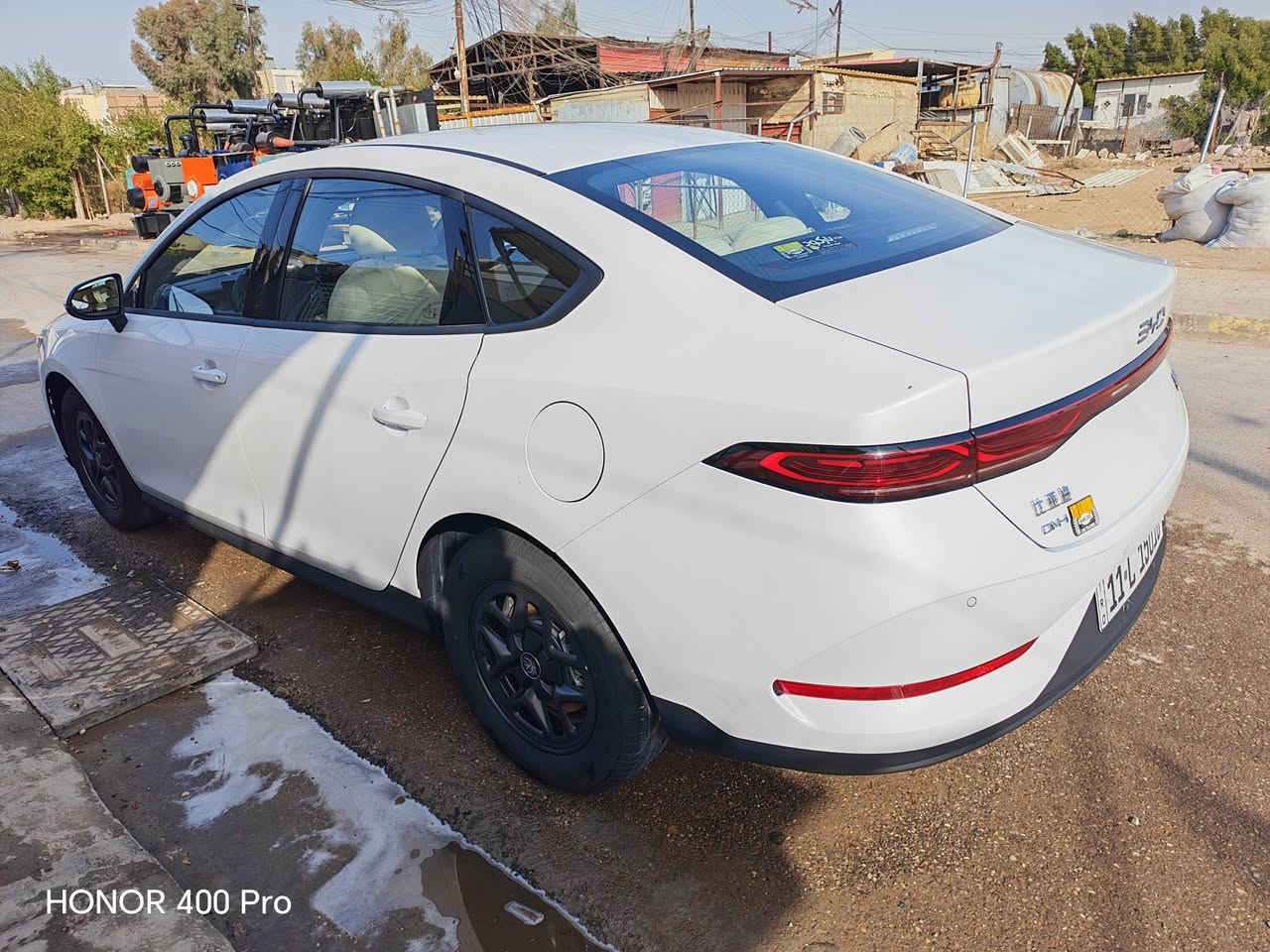 السلام عليكم شباب
 بي واي دي موديل 25 جن بلس 
سياره زيرو ماشيه 
الف و300
رقم بغداد باسمي 
مكان السياره بغداد الحسينيه  
سعر على الخاص 
اتصال ***********
