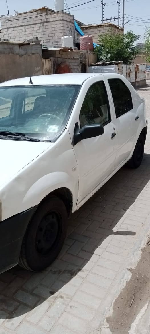رينو. 2009 رقم بغداد الدولي  مكينه وكير وحداده وتخم تاير خير من الله مصفره غرامات كهربائيات كلها شغاله. بديها خير من الله  السيارة بسم الشرعي الي عنده السيارة. انا مكلف بانشر العنوان حيانيه المدينه  قرب جامع التقوى /السعر 27وبيها مجال ‏‪0780 103 7815‬‏
