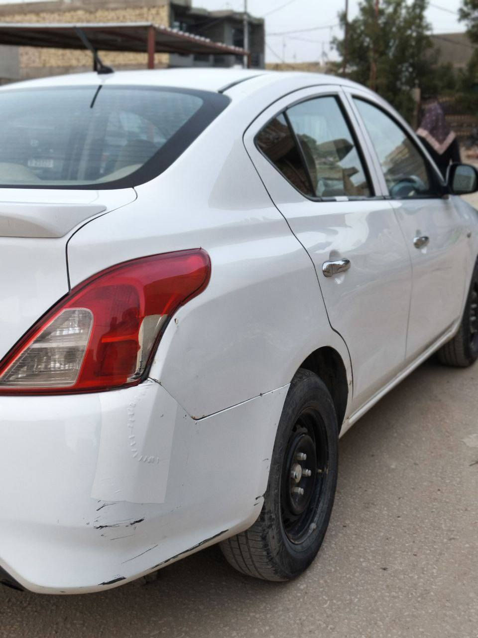 السلام عليكم... للبيع
نيسان صني هندي/ بليته زركه
           2020
رقم اربيل
سنويه ساقطه /
الضرر/بارد خفيف باب وجاملغ (بدون صبغ) 

السعر/ 93 وبيه مجال

المكان/ الديوانيه قضاء الدغاره 
للأستفسار/***********
