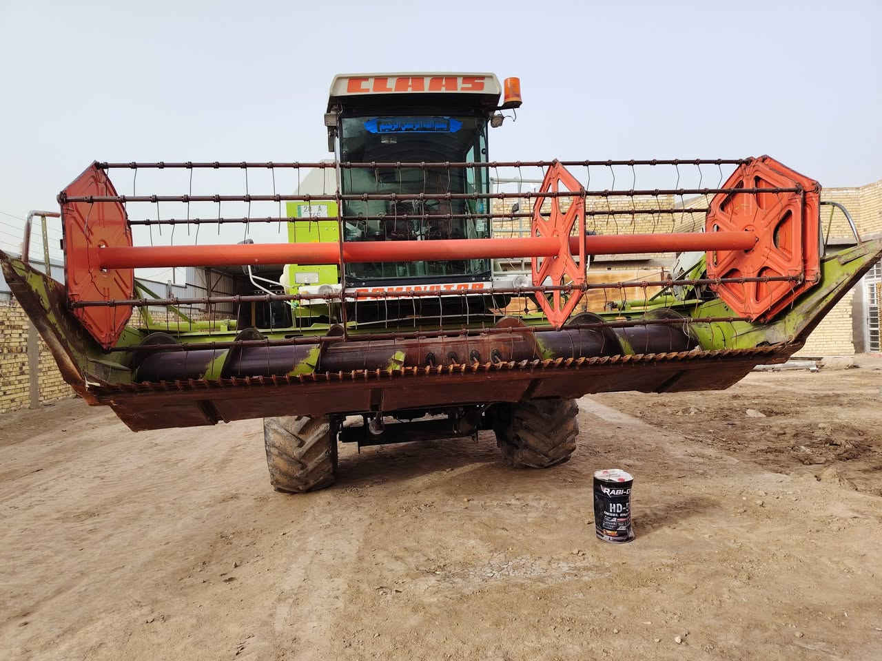 حاصده لبيع مديل ٩٩منفيس رقم انكليزي نجف سنويه مجدده مكفوله من الطك والحيم محرك كتر مشروط تايرات الأمامي 26 الخلفي 18 بلام بوربرن مكينه مديومه المكان الديوانيه قضاء الشاميه الاستفسار الاتصال على الرقم ***********
