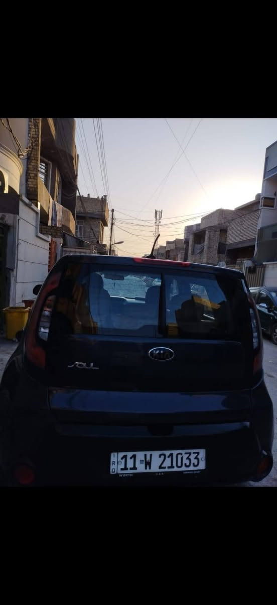 سيارة صول 2014 للبيع
ماشيه 62
محرك 2000 Gdi

ثلاث انواع قيادة
مغلفه الارضيه جلد وارد امريكي 
والخارج مغلف السونار مرفق بل الصورة 
تبريد شغال رقم بغداد انكليزي هزه جديد تحويل مباشر للعنوان بلديات الاستفسار على الرقم ***********
