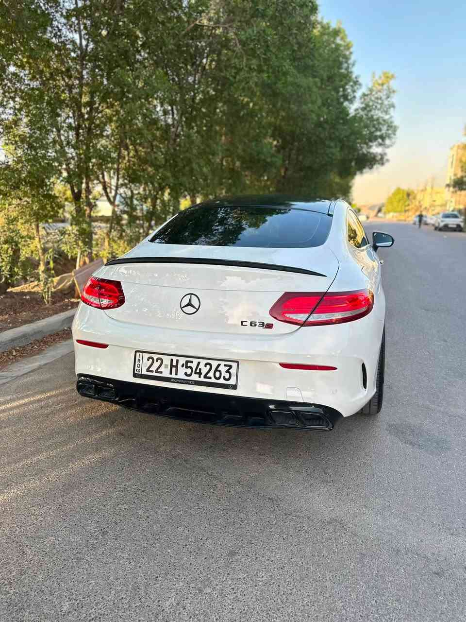 مارسدس 2017
C300 كوبي 
محدثه C63 
سياره كلش نضيفه 
فول 1ع1
ماشيه 62 
بنوراما 
داخل جلد احمر AMG
دركة D مال AMG 
حادثها فقط دعاميه اماميه 
كراسي كهرباء
قبغ جنطه كهرباء
فول السياره
رقم اربيل باسمي 
سعر 190 وبيها مجال 
مكان السياره بغداد حي الخضراء
***********
