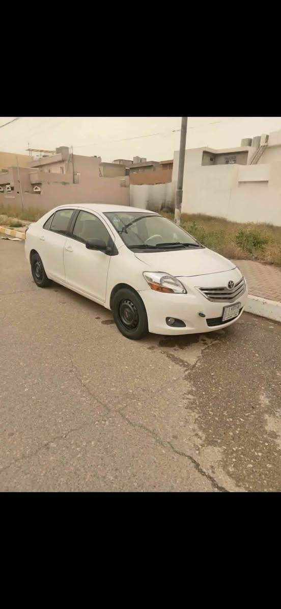 تيوتا يارس ٢٠٠٧ محرك ١٥٠٠ تبريد ثلج وي سويج تدفيه شغال كهربائيات كله شغال تخم تاير جديد سنتر لوك شاشه سياره ٥ قطع بدون دواخل شرط رقم بغداد70 وبيه مجال ***********
