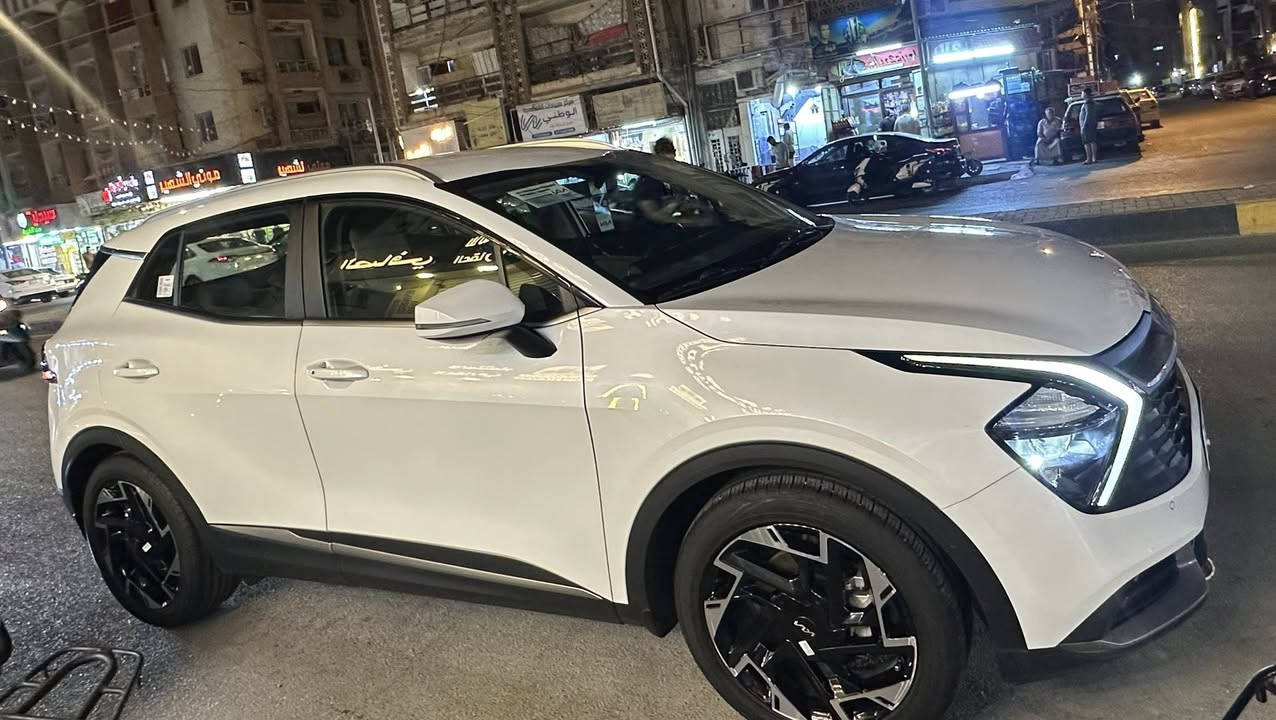 سبورتج للبيع  مديل 2024  ماشيه 37 الف 

فول   عده  بانوراما رقم اربيل  

مكانه بغداد الاعظميه  

للاستفسار 
***********

ملاحظه  

سياره فقط بيهه شخطين   موضحه بصوره !!!
