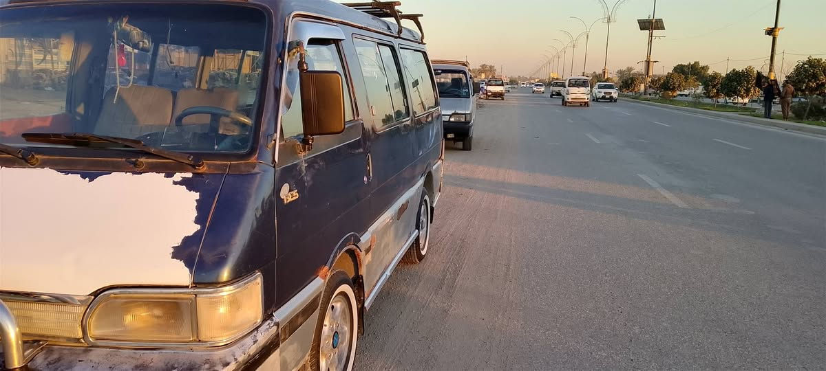 السلام عليكم 
السياره للبيع كية 94 
دوشمة ستاركس وكبال عينك السياره قفل 49قفل بيع مسعجل  ما نقصه برغي من ايده لاشارع وبيه خيط بخار بدون تنقيص  وسيار احل من الصورع ***********
