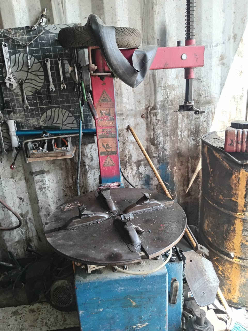 قالعه و كنبريسر  للبيع بغداد شعله سعر 400 لاف


**إذا كنت صاحب هذا الإعلان وتريد حذفه لأي سبب، رجاءا أرسل رسالة إلى الدعم الفني**