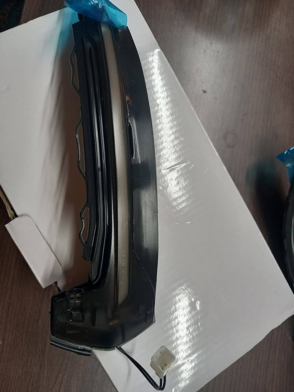 السلام عليكم لدات مال مرايه لسيارات اودي طلعن بالامزون الي يفيدنا سعرهن ٢٠ الف للتواصل ***********
